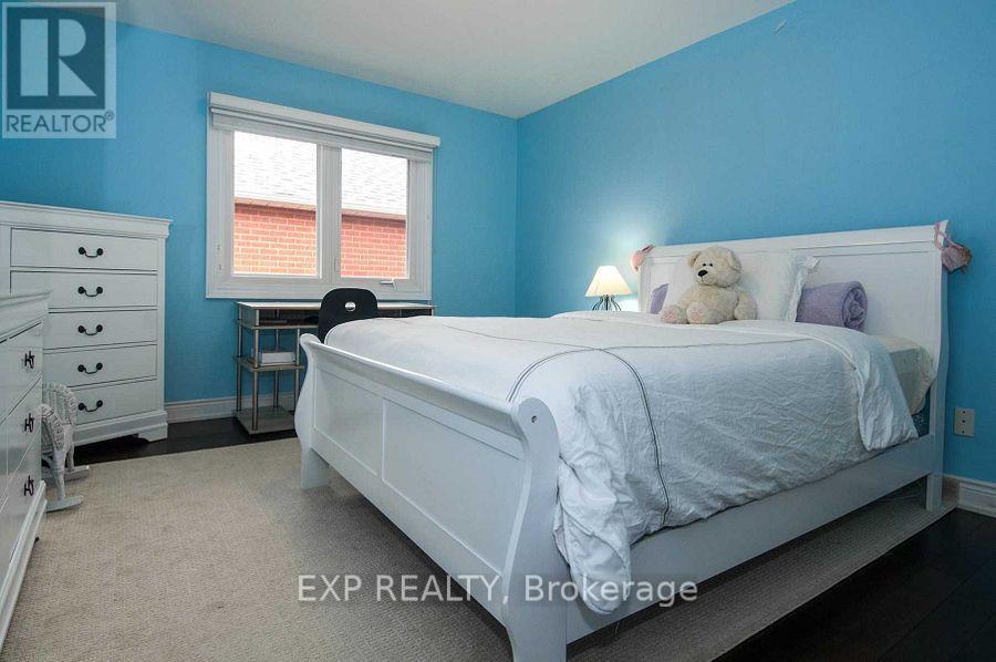 220 Viewmount Avenue, Toronto, Ontario  M6B 1T8 - Photo 28 - C13444824