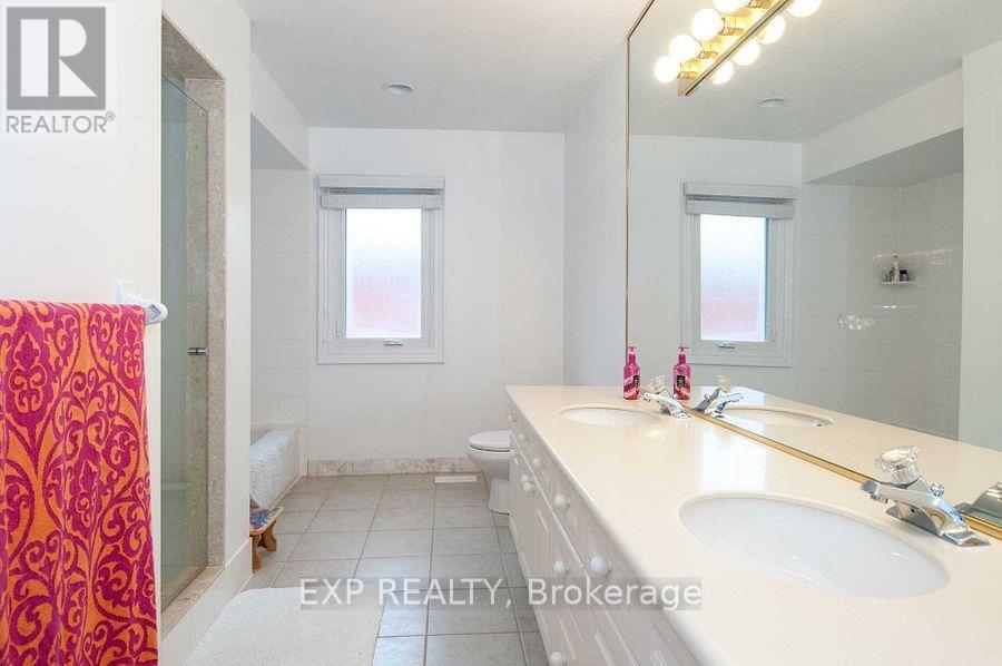 220 Viewmount Avenue, Toronto, Ontario  M6B 1T8 - Photo 33 - C13444824