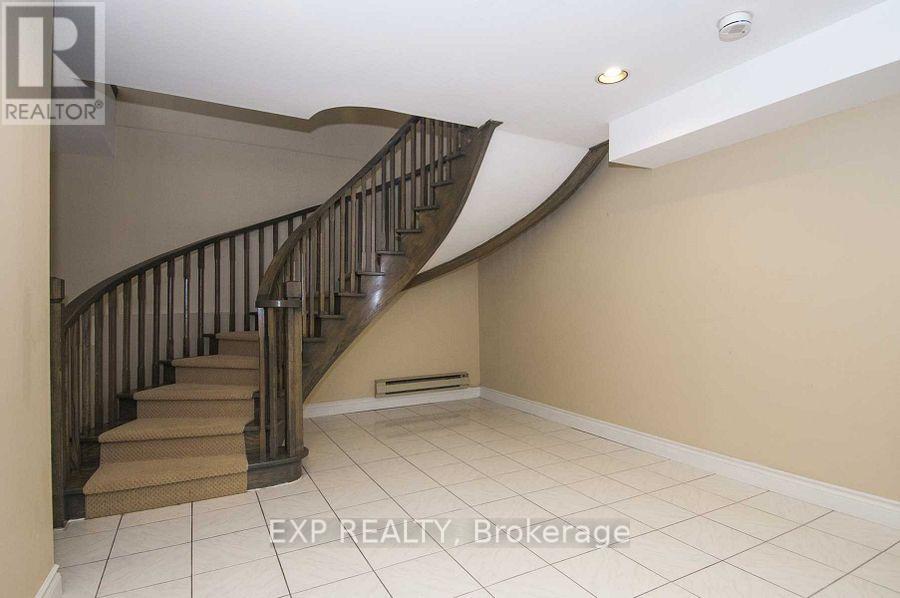 220 Viewmount Avenue, Toronto, Ontario  M6B 1T8 - Photo 34 - C13444824
