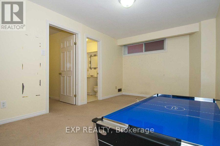 220 Viewmount Avenue, Toronto, Ontario  M6B 1T8 - Photo 35 - C13444824