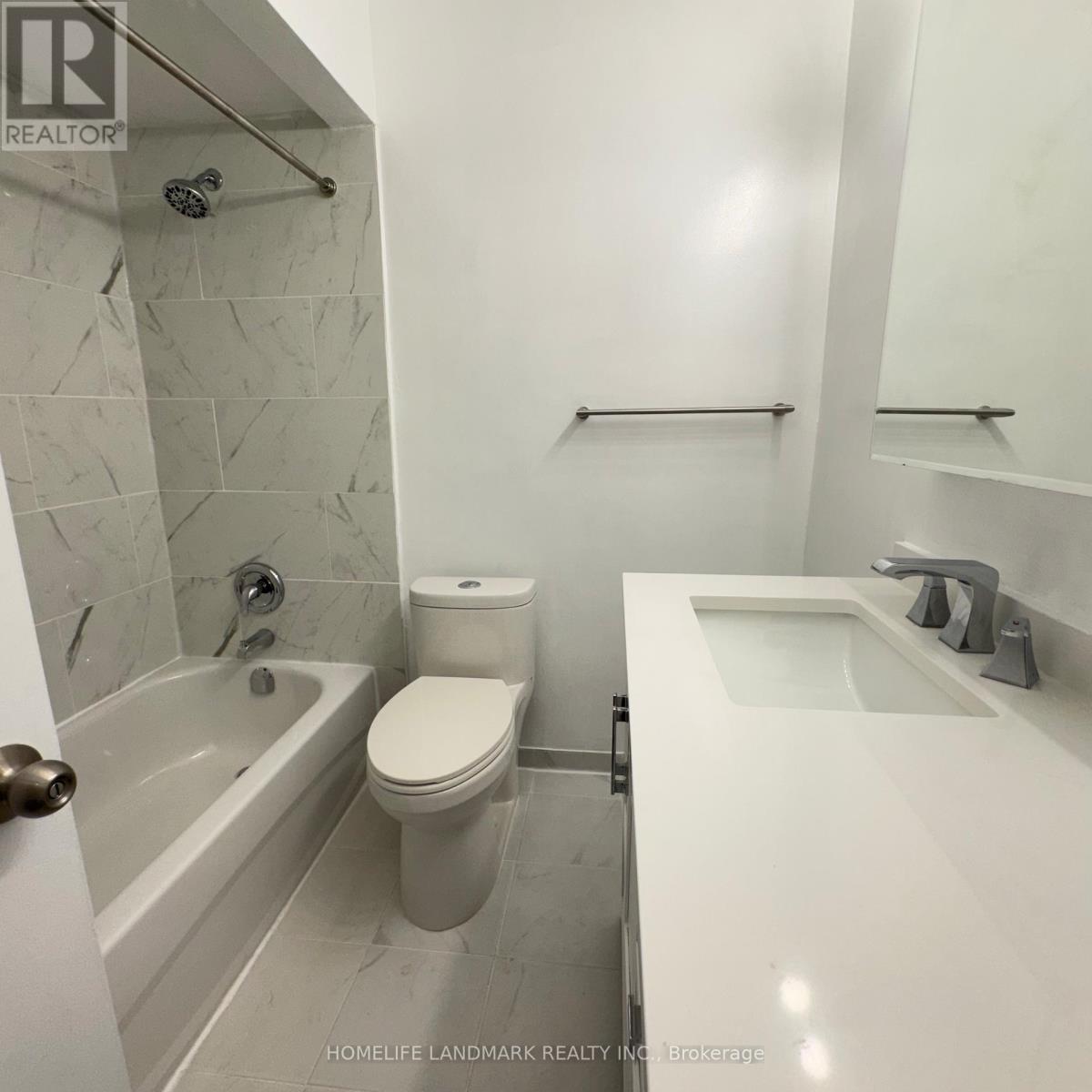 3 - 242 Wilmington Avenue, Toronto, Ontario  M3H 5K3 - Photo 12 - C13429940
