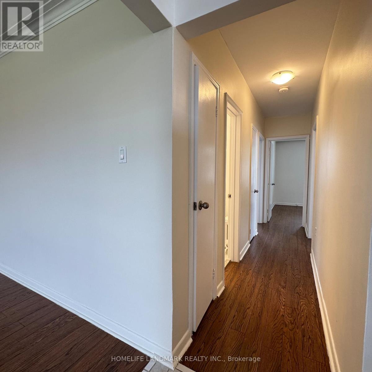 3 - 242 Wilmington Avenue, Toronto, Ontario  M3H 5K3 - Photo 7 - C13429940