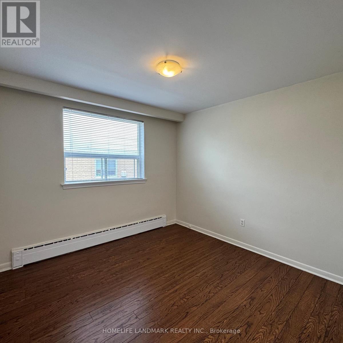 3 - 242 Wilmington Avenue, Toronto, Ontario  M3H 5K3 - Photo 11 - C13429940