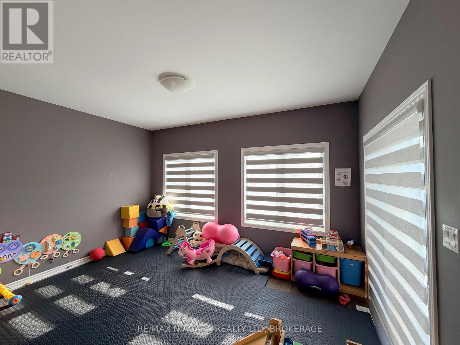 78 Bradley Avenue, Welland, Ontario  L3B 0K1 - Photo 5 - X13445196