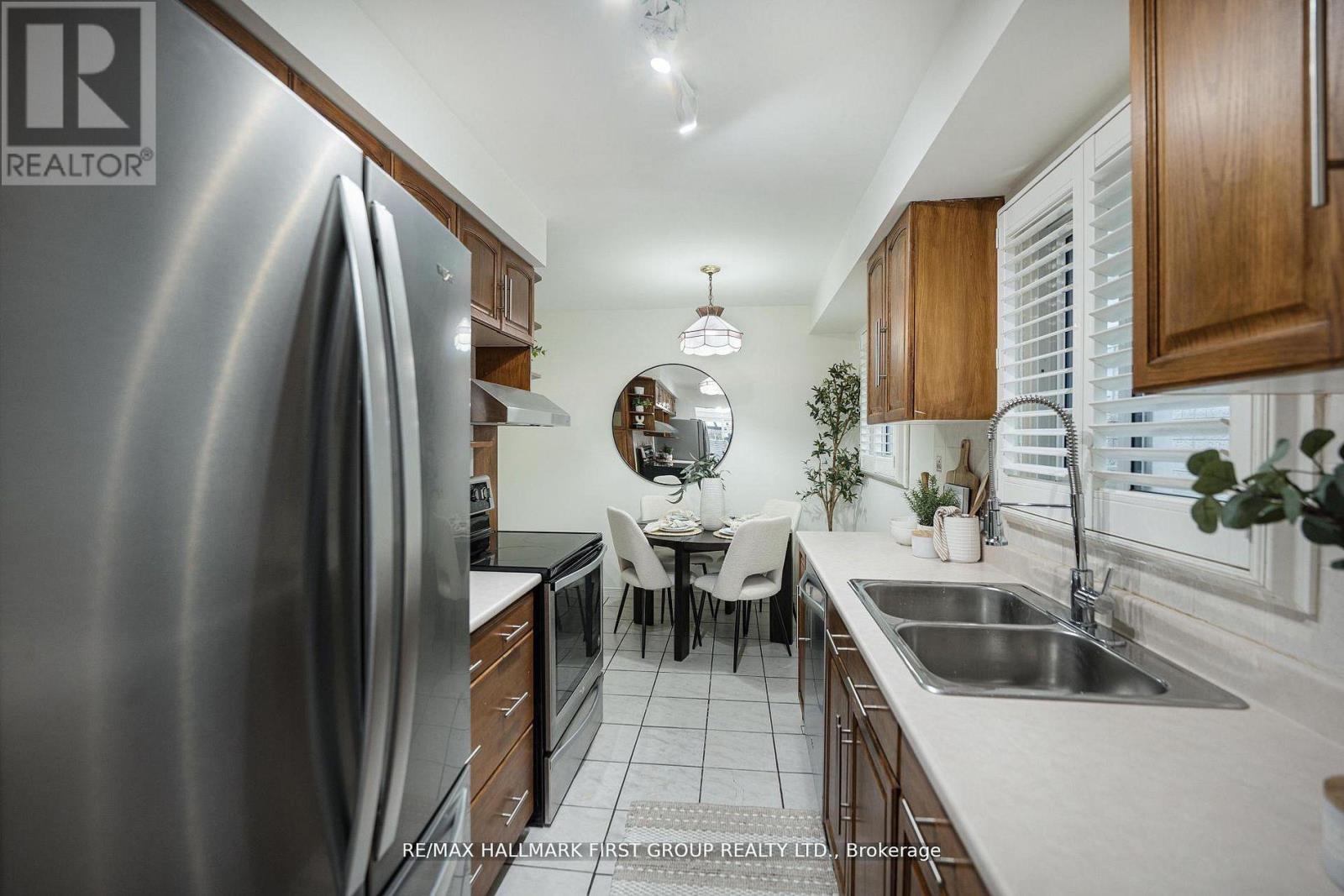 2146 Denby Drive, Pickering, Ontario  L1X 1Z2 - Photo 12 - E13445022