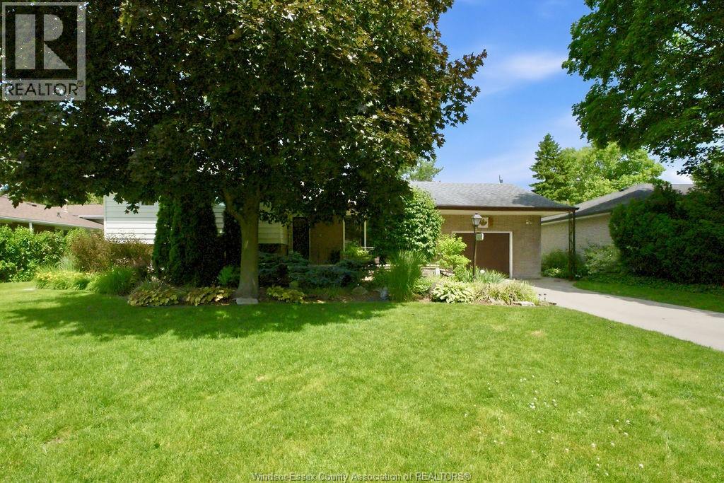 3410 Avondale Avenue, Windsor, Ontario N9E 1X7 - Photo 2 - 26014055