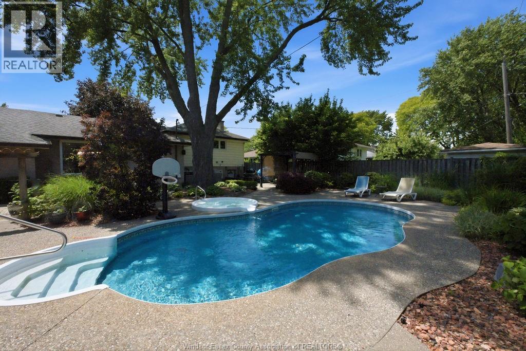 3410 Avondale Avenue, Windsor, Ontario N9E 1X7 - Photo 37 - 26014055