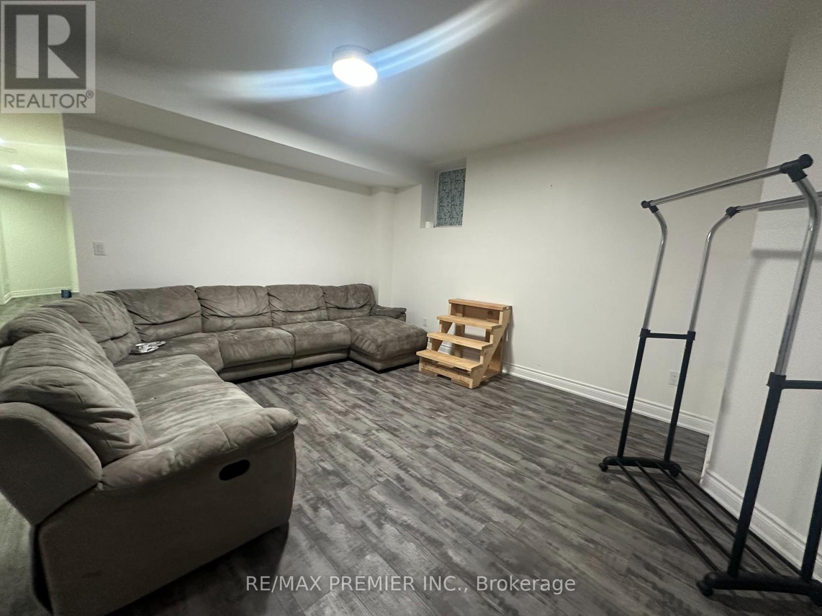 5244 Adobe Court, Mississauga, Ontario  L5M 0K8 - Photo 6 - W13417902
