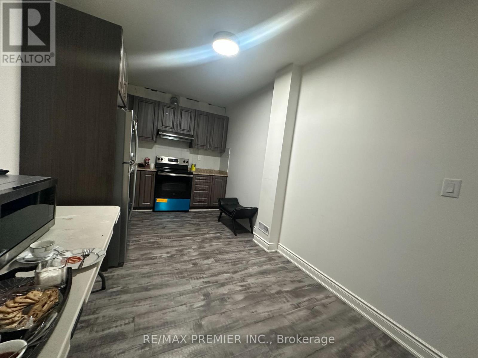 5244 Adobe Court, Mississauga, Ontario  L5M 0K8 - Photo 9 - W13417902