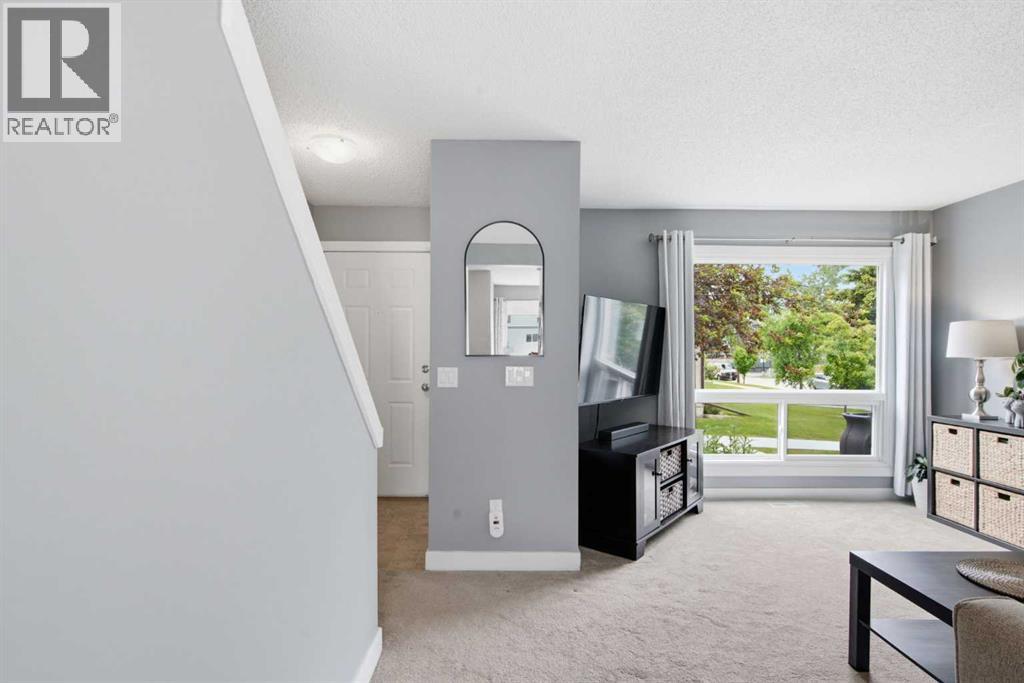 237 Deerpoint Lane Se, Calgary, Alberta  T2J 6M6 - Photo 12 - A2320995