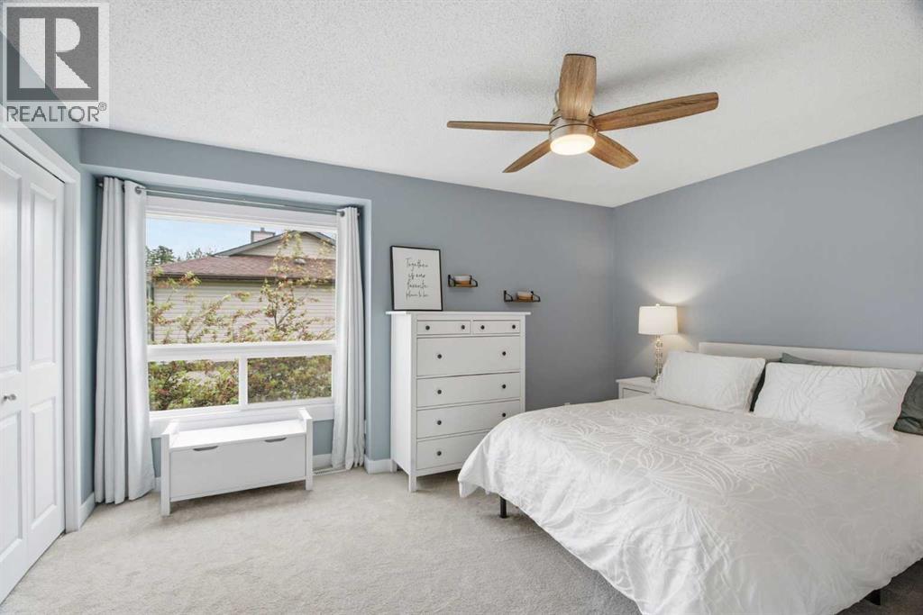 237 Deerpoint Lane Se, Calgary, Alberta  T2J 6M6 - Photo 18 - A2320995