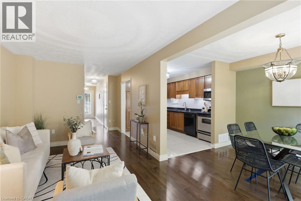 255 Mount Albion Road Unit# 43, Hamilton, Ontario  L8K 6P8 - Photo 5 - 40836306
