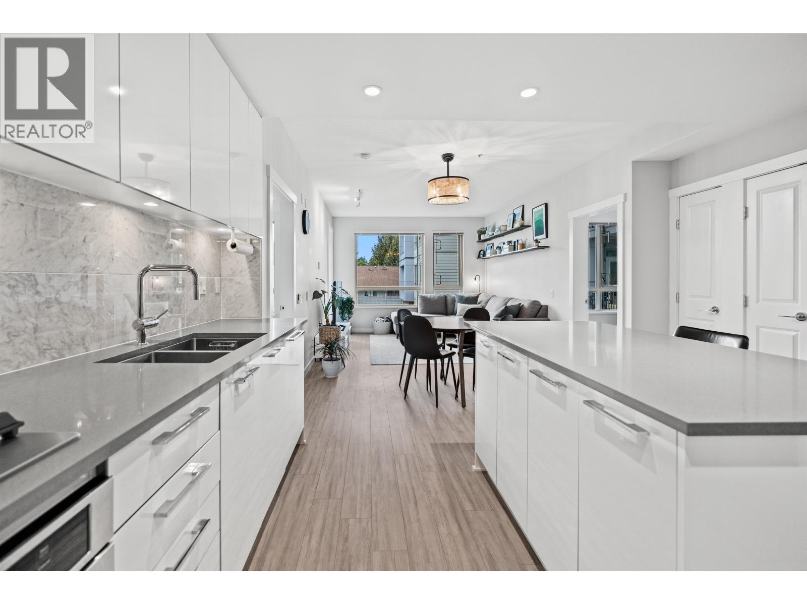315 2651 Library Lane, North Vancouver, British Columbia  V7J 0C1 - Photo 8 - R3135766