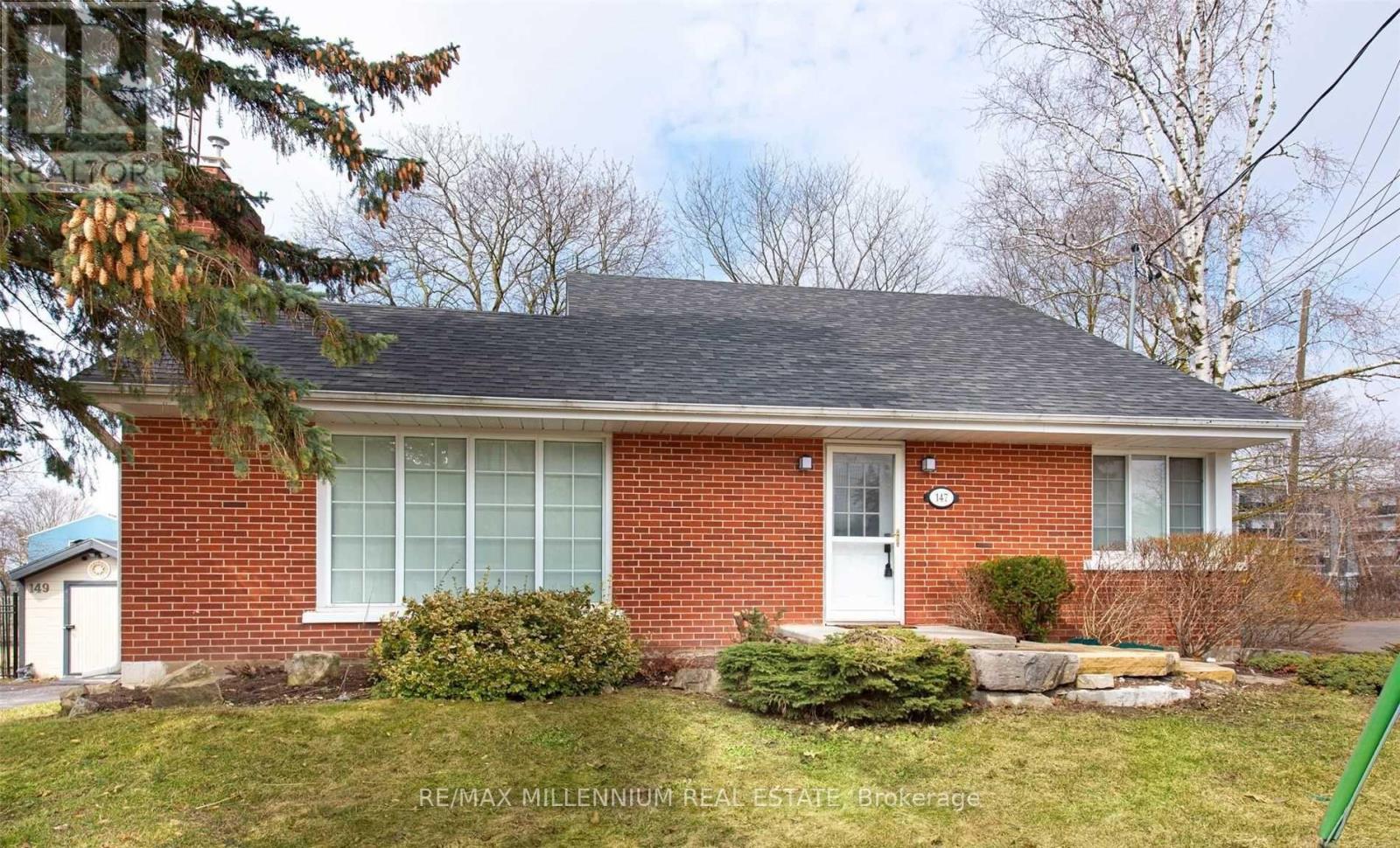 LOWER - 147 BURKHOLDER STREET, Whitchurch-Stouffville, Ontario