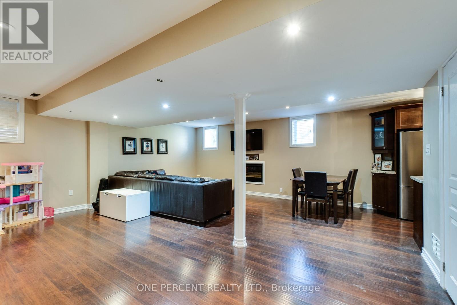 38 Bowkett Drive, Richmond Hill, Ontario  L4E 0J7 - Photo 37 - N13444892