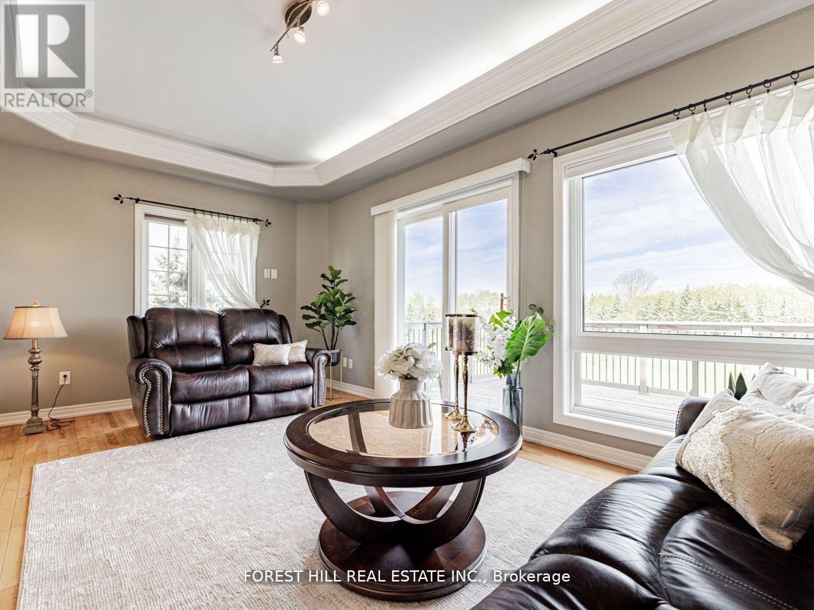 614 Mcbean Avenue N, Newmarket, Ontario  L3X 2L5 - Photo 5 - N13444952
