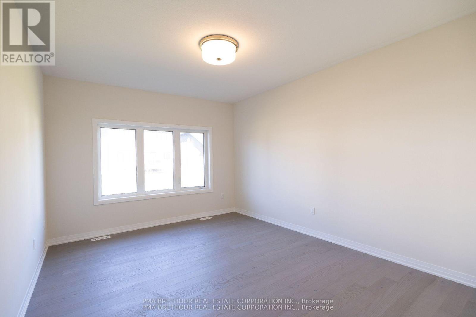 3164 Searidge Street, Severn (West Shore), Ontario  L3V 0Y4 - Photo 5 - S13444820