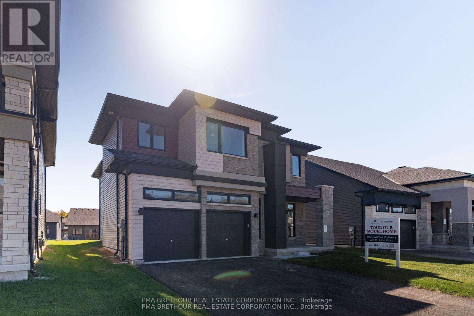 3031 Sandy Acres Avenue, Severn (West Shore), Ontario  L3V 0Y4 - Photo 2 - S13444946
