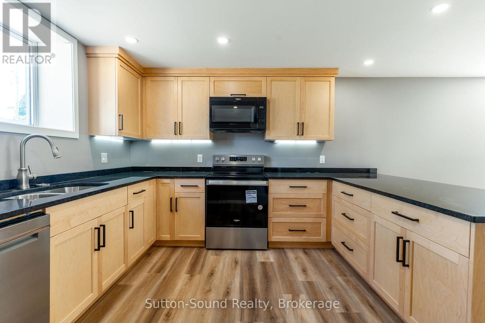 Lower - 486 Dawson Street, South Bruce Peninsula, Ontario  N0H 2T0 - Photo 11 - X13445140