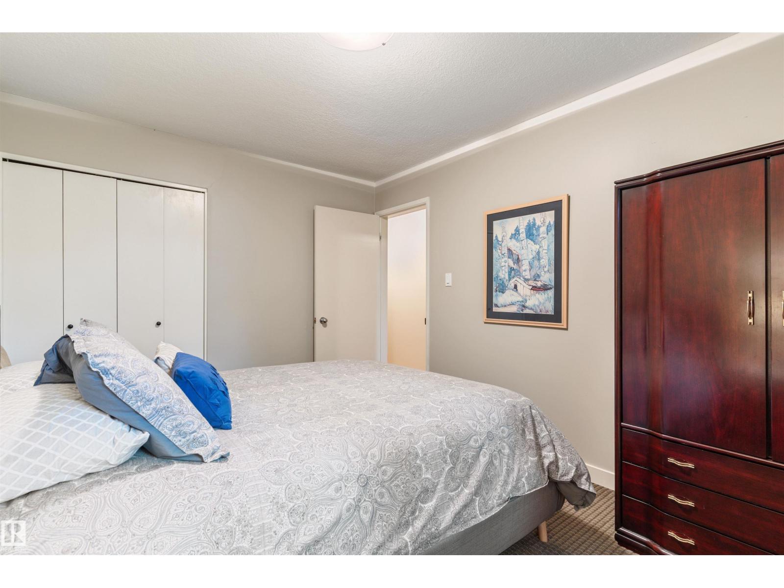 16 Quesnell Rd Nw, Edmonton, Alberta  T5R 5N2 - Photo 24 - E4493752