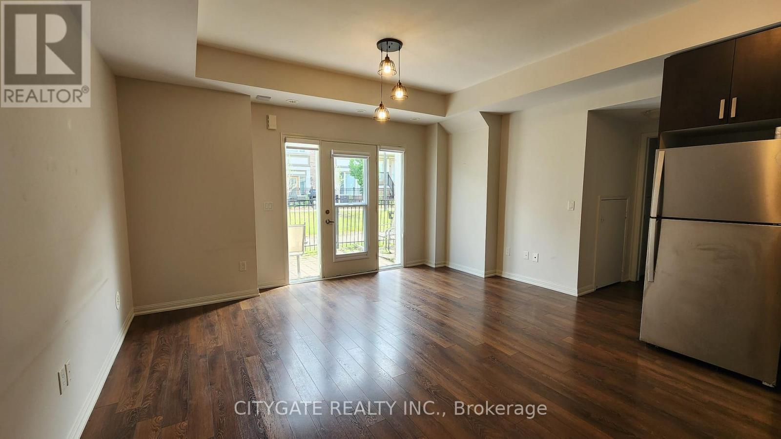 133 - 1 Beckenrose Court, Brampton, Ontario  L6Y 6G2 - Photo 3 - W13435948