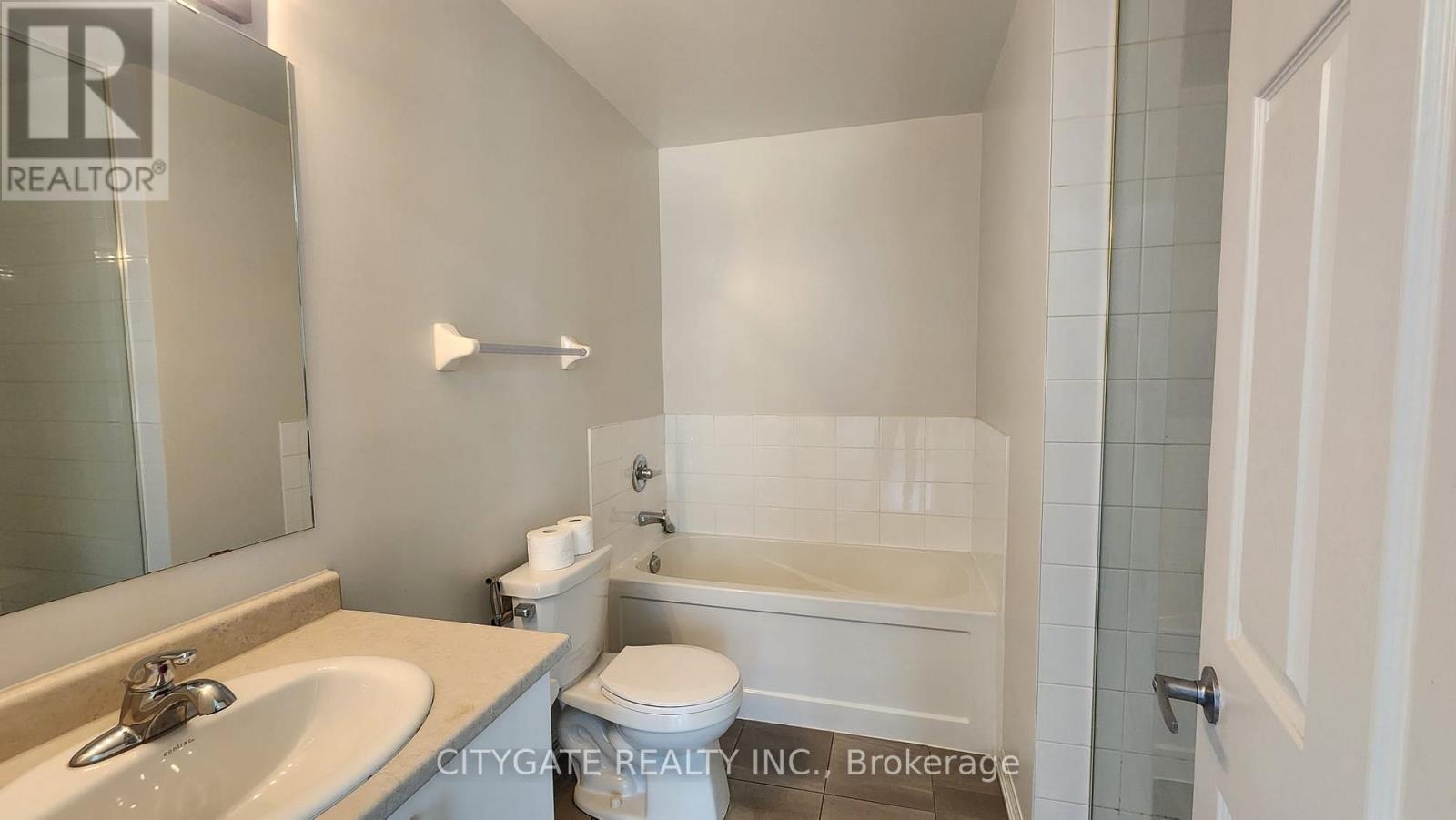 133 - 1 Beckenrose Court, Brampton, Ontario  L6Y 6G2 - Photo 7 - W13435948