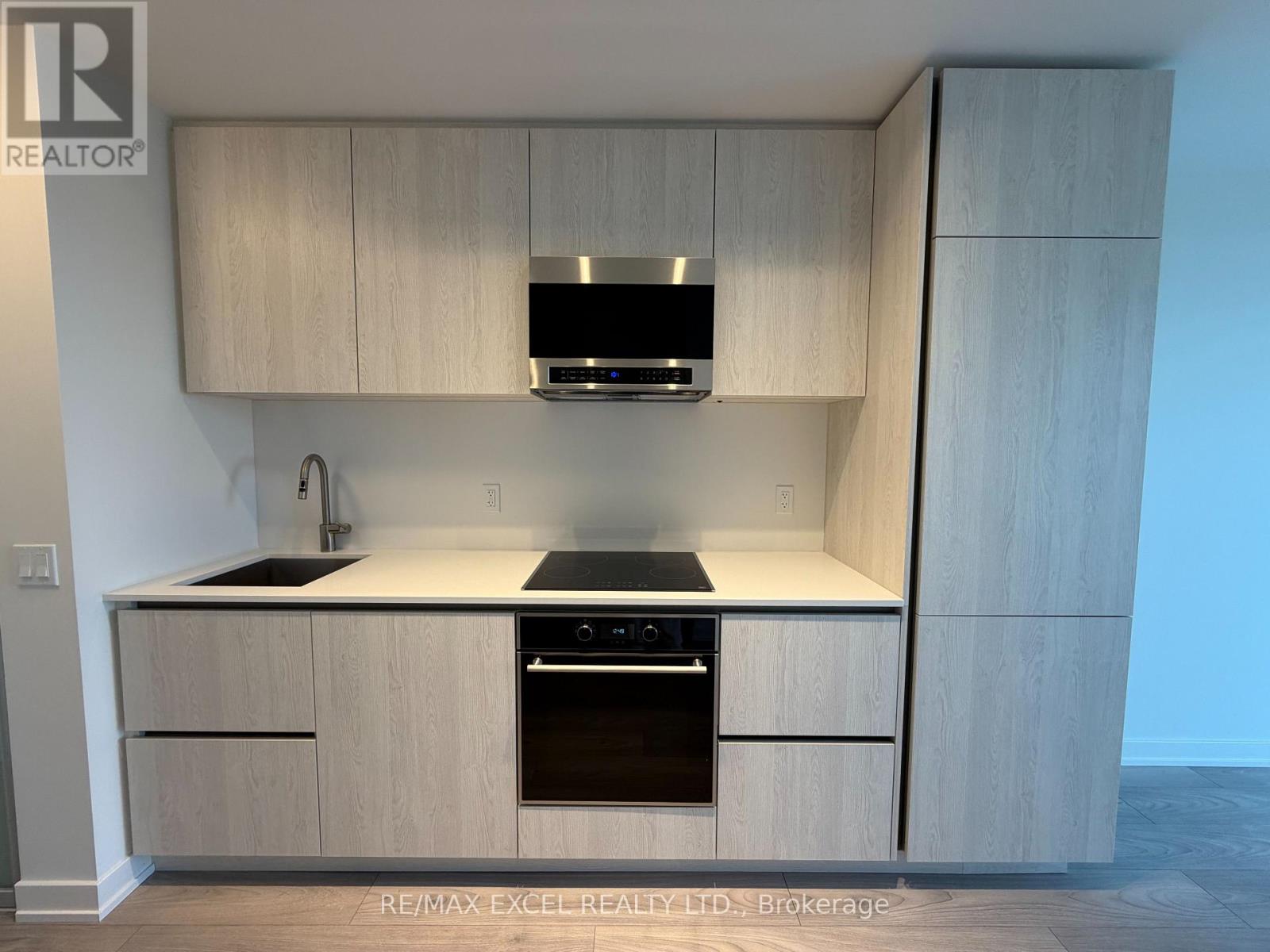 3506 - 110 Broadway Avenue, Toronto, Ontario  M4P 1V7 - Photo 3 - C13441588