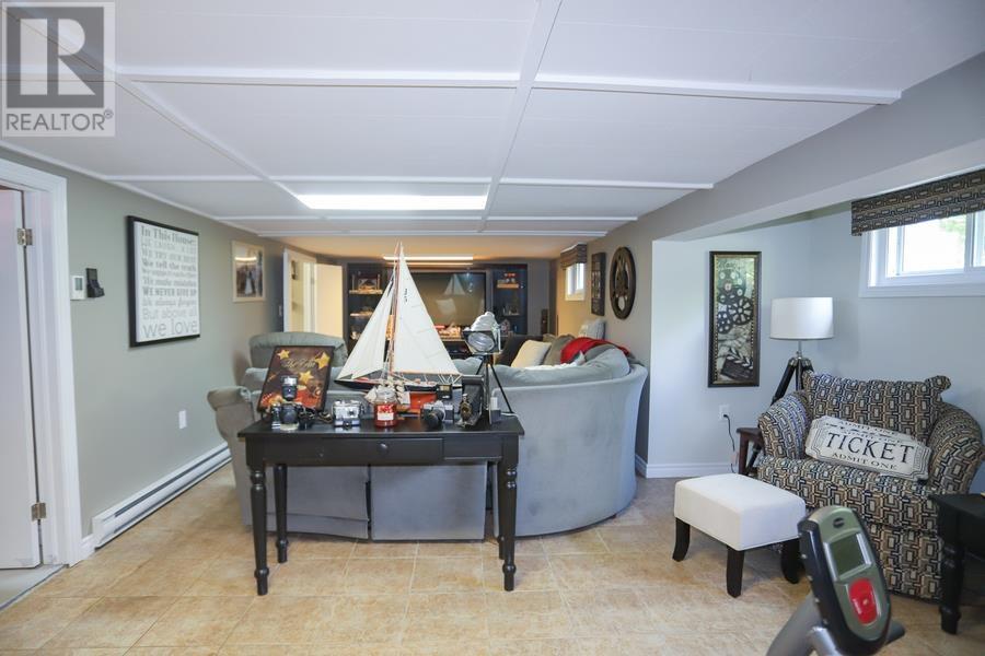 915 Fourth Lin E, Sault Ste. Marie, Ontario P6A 6J8 - Photo 48 - SM261450