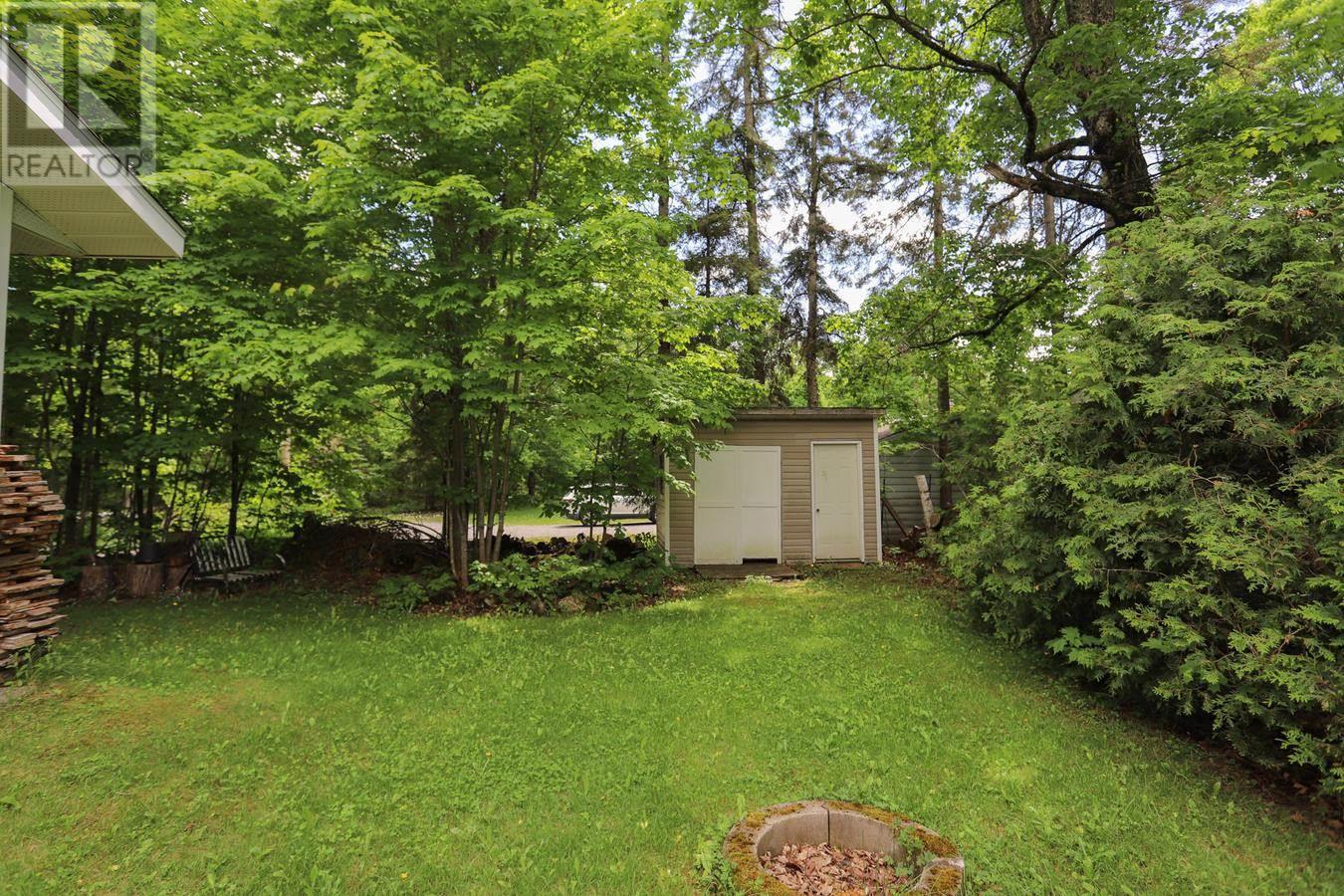 915 Fourth Lin E, Sault Ste. Marie, Ontario P6A 6J8 - Photo 9 - SM261450
