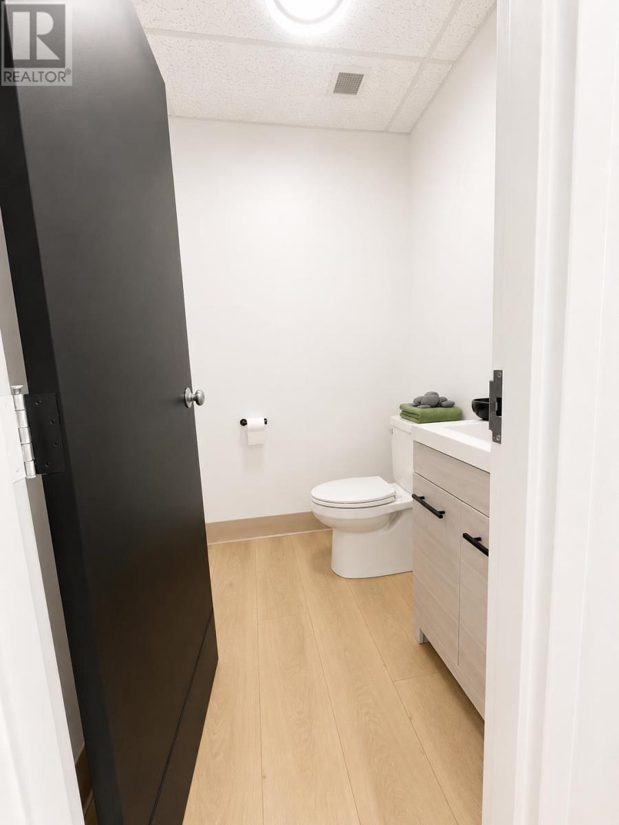 974 Queen Street East - Unit 105, Sault Ste. Marie, Ontario P6A 2C5 - Photo 17 - SM261445