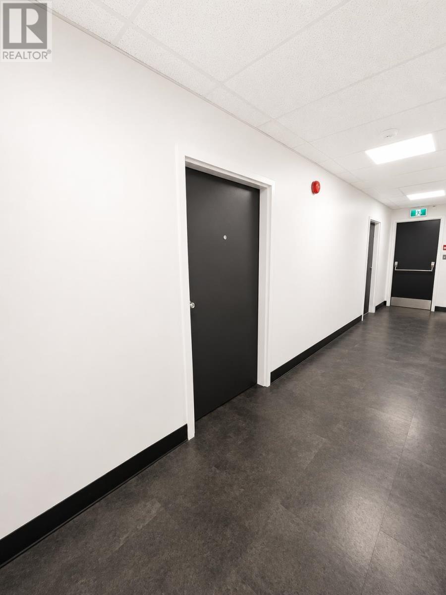 974 Queen Street East - Unit 105, Sault Ste. Marie, Ontario P6A 2C5 - Photo 5 - SM261445