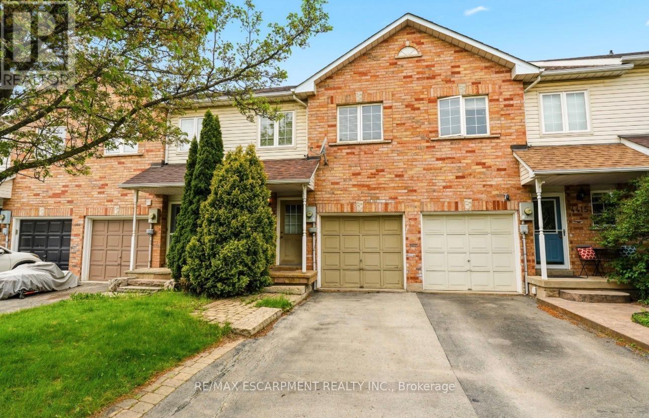 4413 PETER DRIVE, Burlington, Ontario