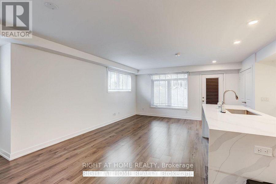 121 - 3062 Sixth Line, Oakville, Ontario  L6M 4J9 - Photo 10 - W13444764