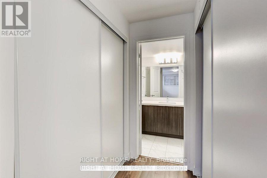 121 - 3062 Sixth Line, Oakville, Ontario  L6M 4J9 - Photo 28 - W13444764