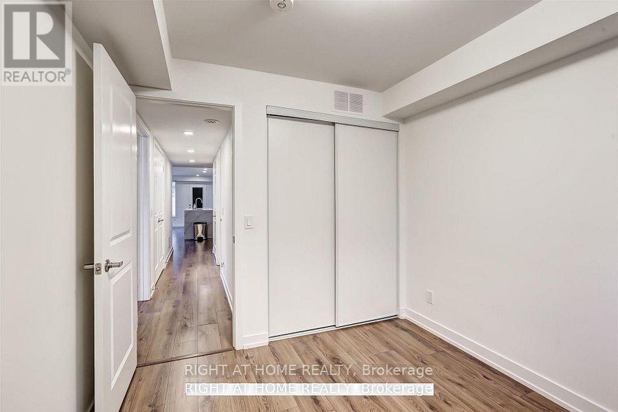121 - 3062 Sixth Line, Oakville, Ontario  L6M 4J9 - Photo 32 - W13444764