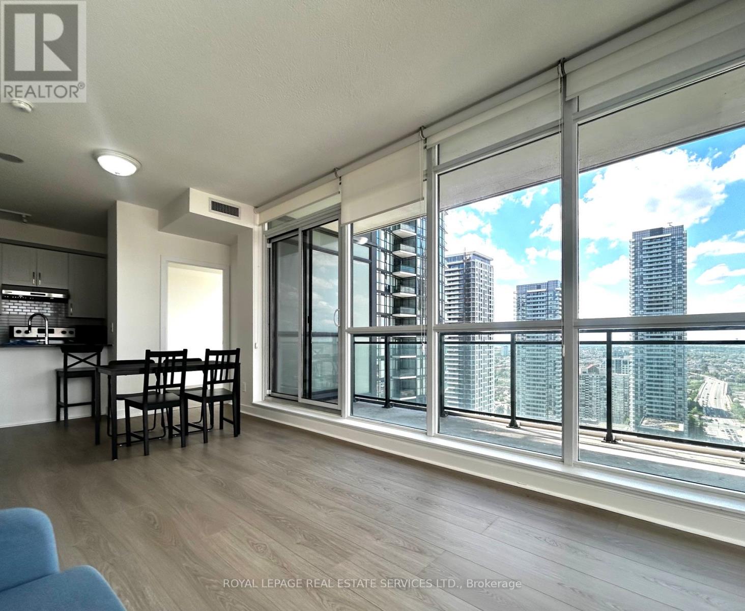 2909 - 4070 Confederation Parkway, Mississauga, Ontario  L5B 0E9 - Photo 14 - W13444864