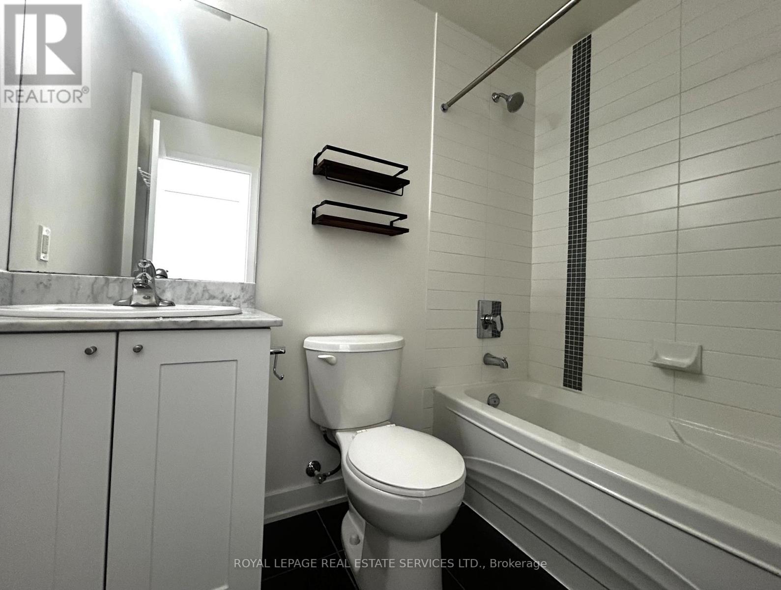 2909 - 4070 Confederation Parkway, Mississauga, Ontario  L5B 0E9 - Photo 26 - W13444864