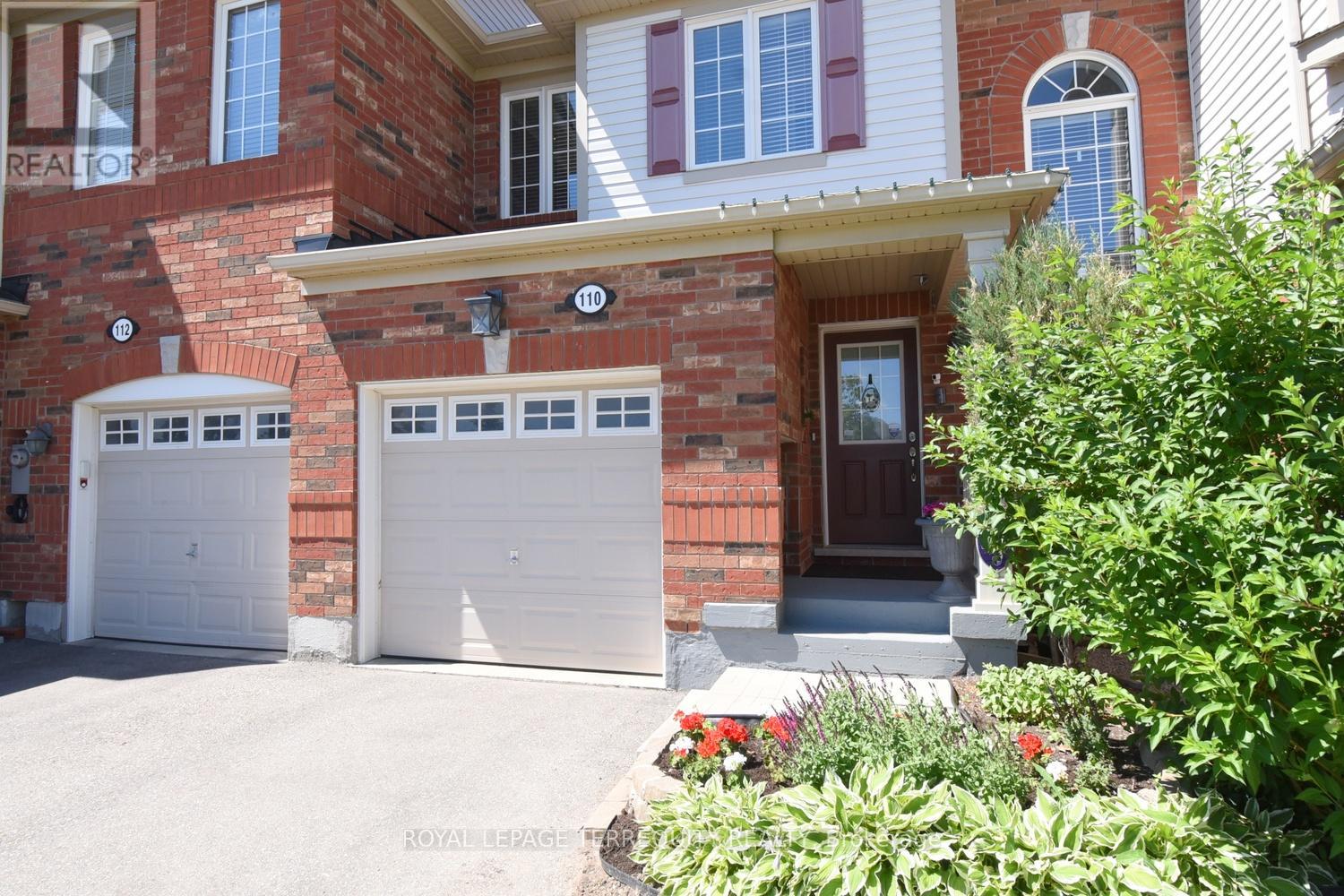 110 Gleave Terrace, Milton, Ontario  L9T 7B6 - Photo 2 - W13444896