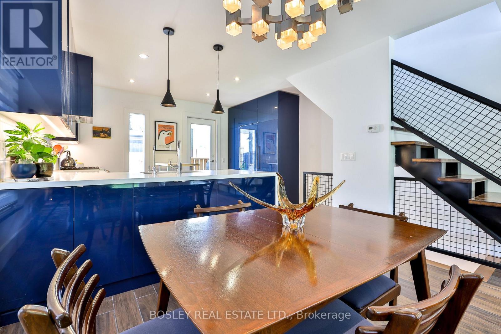 121 Blackthorn Avenue, Toronto, Ontario  M6N 3H4 - Photo 10 - W13444918