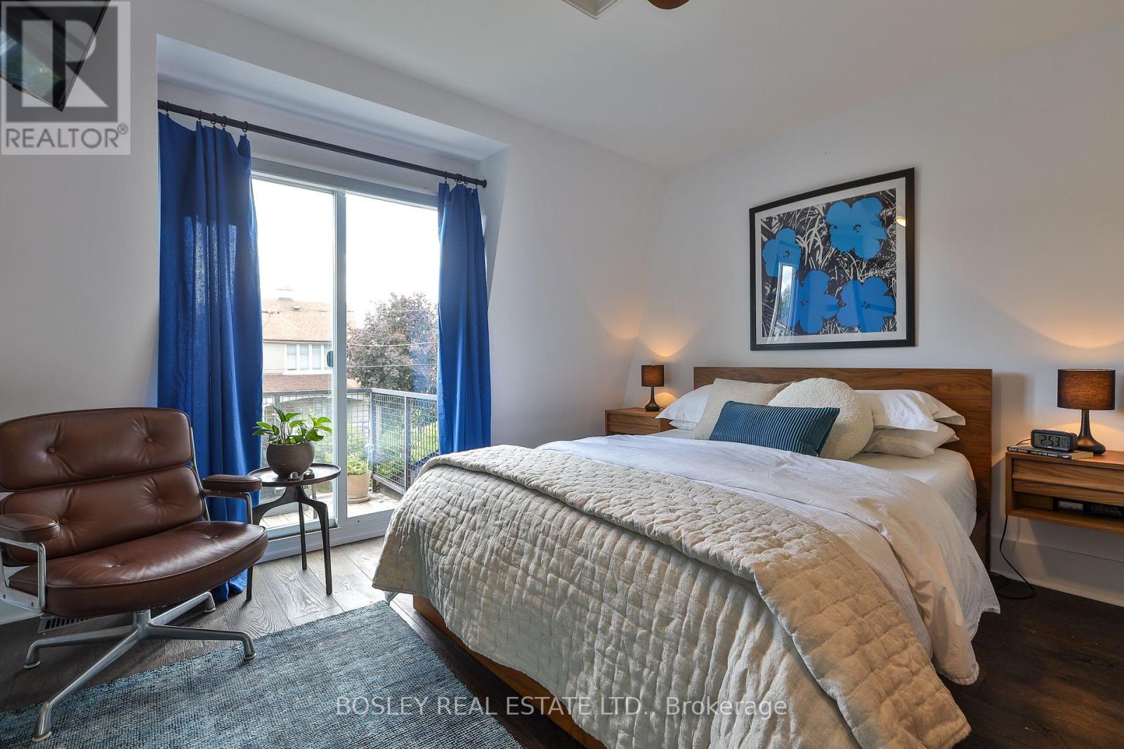 121 Blackthorn Avenue, Toronto, Ontario  M6N 3H4 - Photo 30 - W13444918
