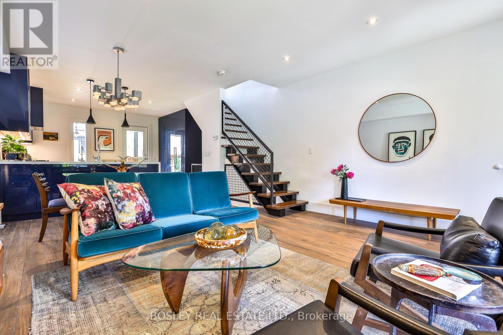 121 Blackthorn Avenue, Toronto, Ontario  M6N 3H4 - Photo 5 - W13444918