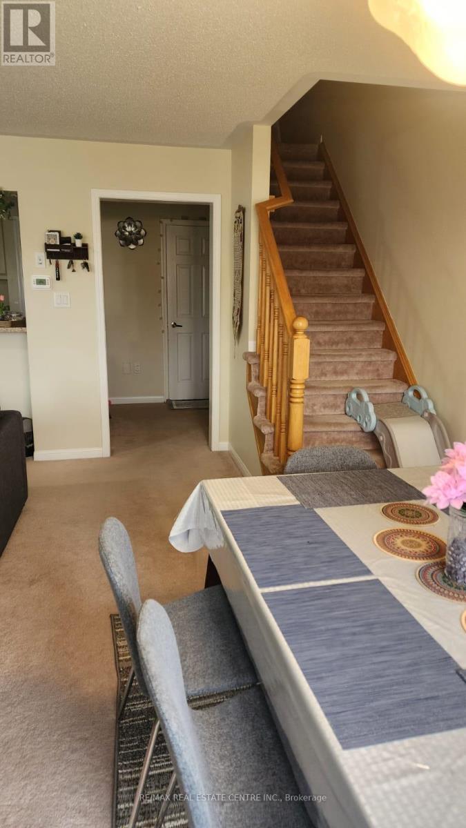 221 Slingsby Landing, Milton, Ontario  L9T 8N5 - Photo 9 - W13444942