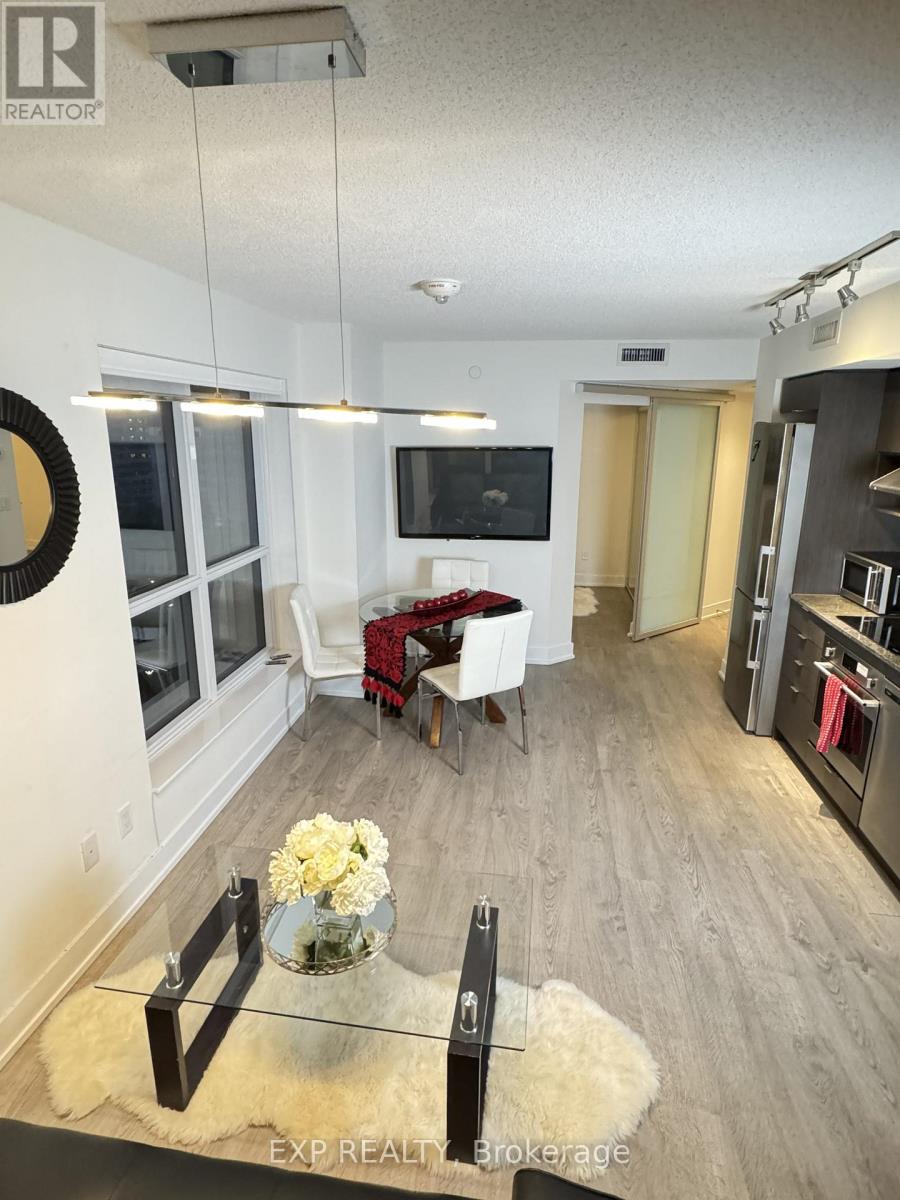 804 - 7 Mabelle Avenue, Toronto, Ontario  M9A 4X1 - Photo 2 - W12965054