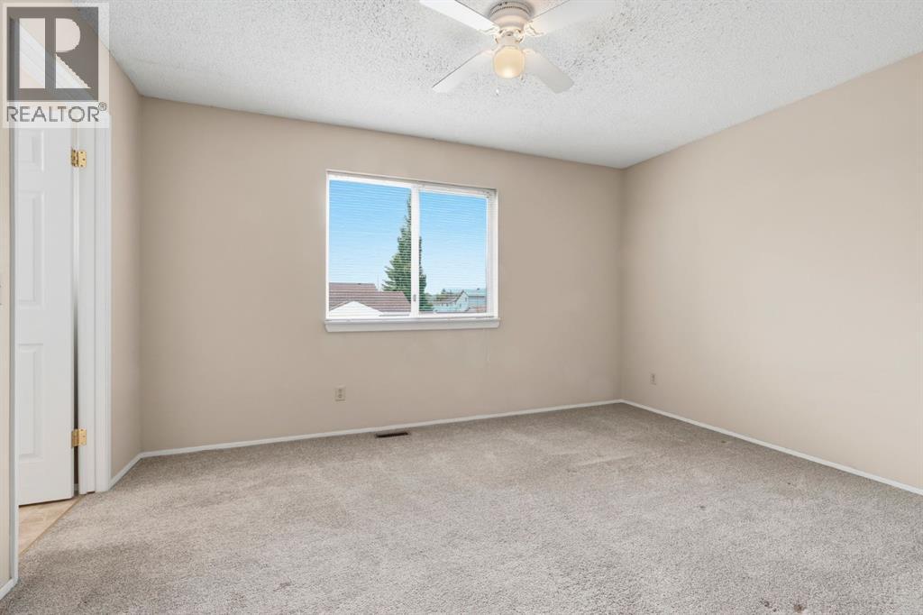 298 Costa Mesa Close NE, Calgary, Alberta  T1Y 6W7 - Photo 15 - A2320260