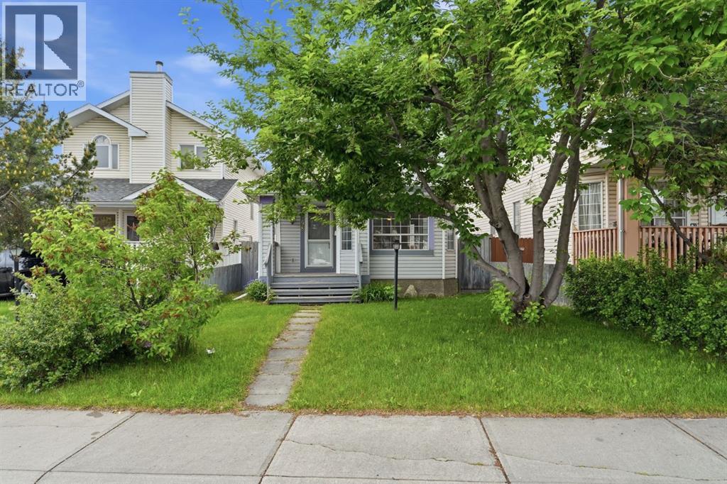298 Costa Mesa Close NE, Calgary, Alberta