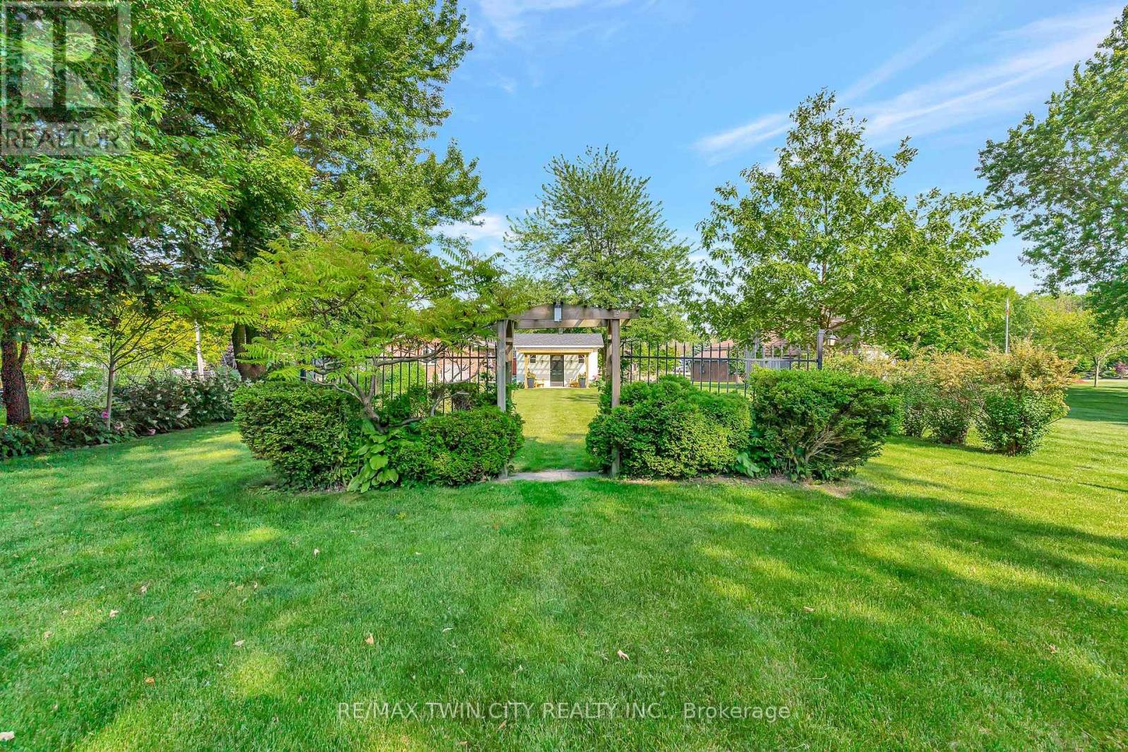 199 Ellen Street, North Perth, Ontario  N0G 1B0 - Photo 46 - X13444690