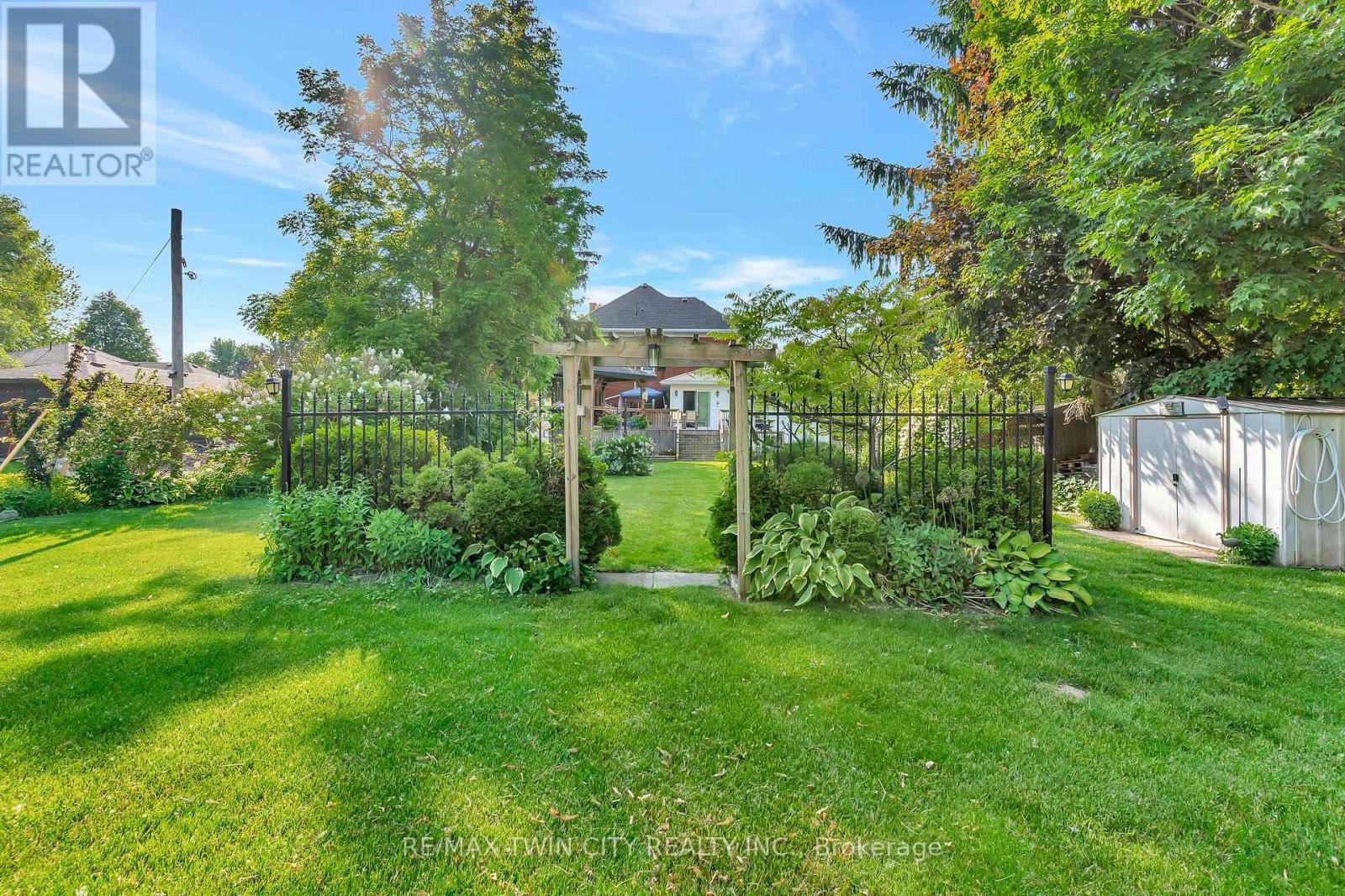 199 Ellen Street, North Perth, Ontario  N0G 1B0 - Photo 49 - X13444690