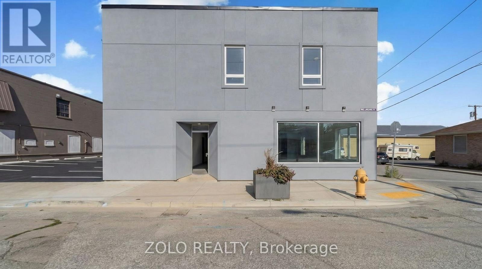 OFFICE A - 206 WELLINGTON STREET, Chatham-Kent, Ontario