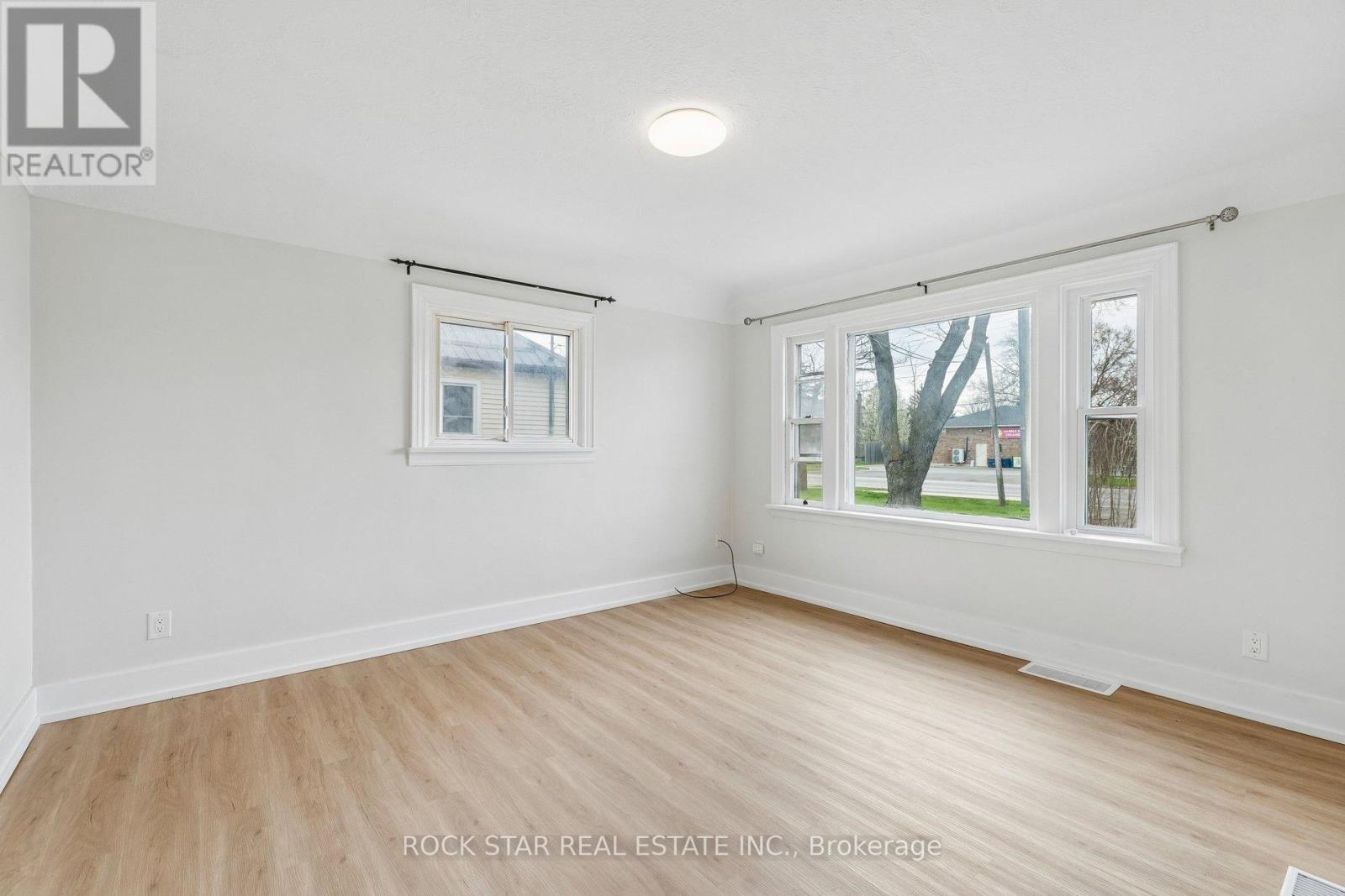 428 Thorold Road, Welland, Ontario  L3C 3W6 - Photo 21 - X13445010