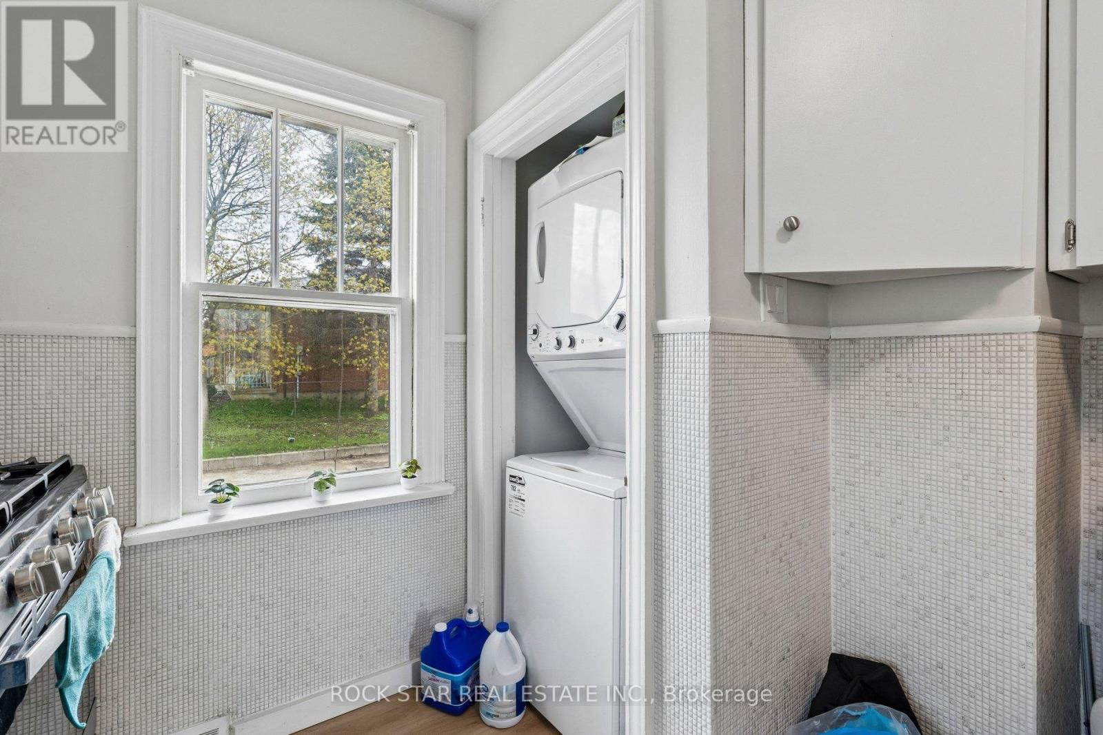 428 Thorold Road, Welland, Ontario  L3C 3W6 - Photo 9 - X13445010